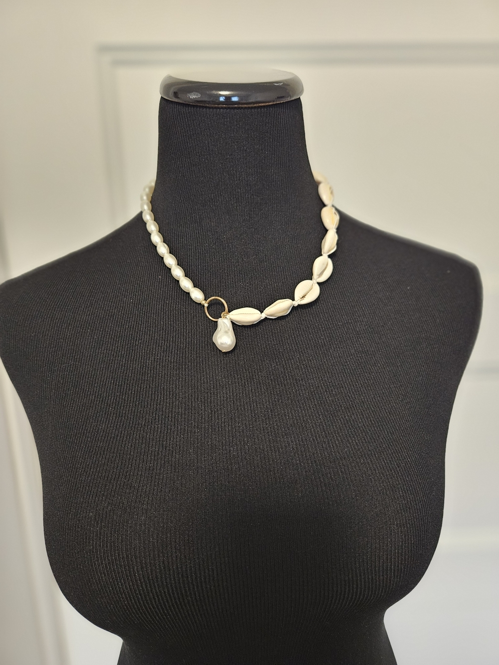 Pearl & Shell Mix Choker Necklace - Cream
